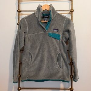 Patagonia fleece grey with turquoise accents button up jacket